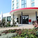 Western Queens Pforzheim-niefern 4*