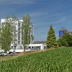 Western Queens Pforzheim-niefern