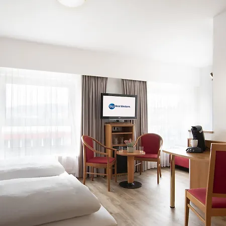 Western Queens Pforzheim-niefern Hotel 4*