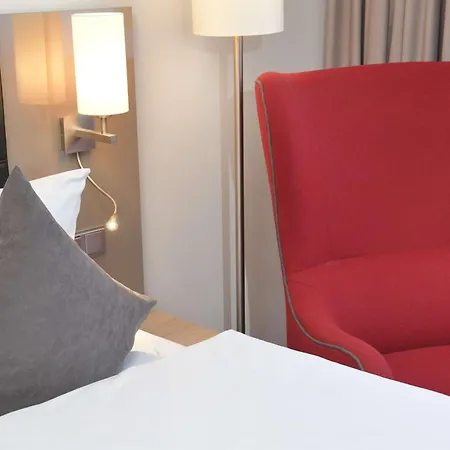 Western Queens Pforzheim-niefern