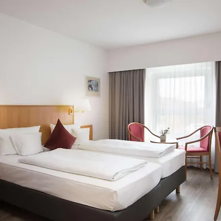 Western Queens Pforzheim-niefern Hotel