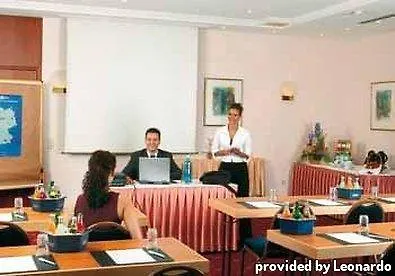 Western Queens Pforzheim-niefern Hotel 4*
