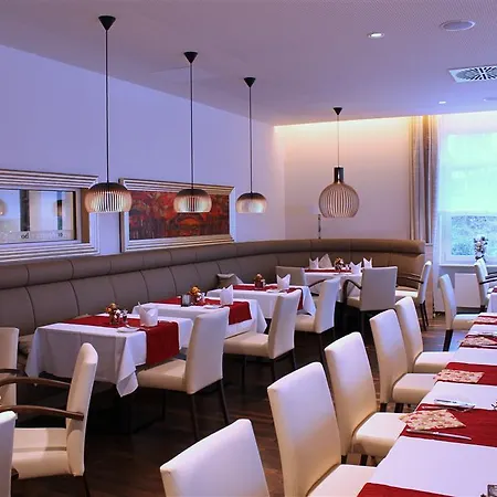 Western Queens Pforzheim-niefern Hotel