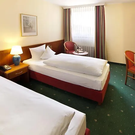 酒店 Western Queens Pforzheim-niefern 尼费恩·奥斯切尔布隆